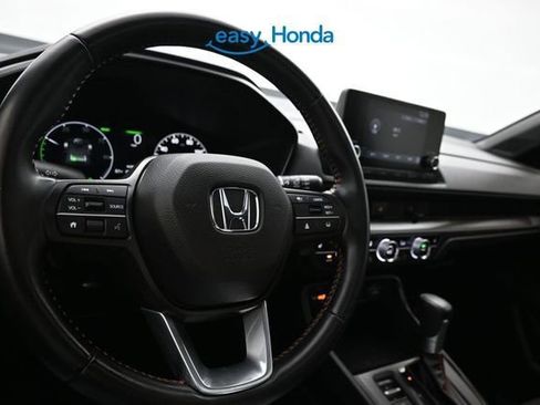 Used 2025 Honda CR-V Sport image 10