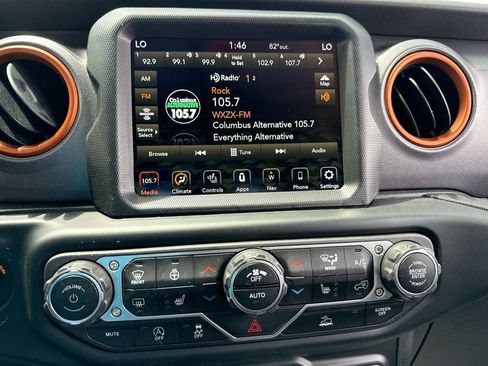 Used 2023 Jeep Gladiator Mojave w/ LED Lighting Group AWD/4WD image 16