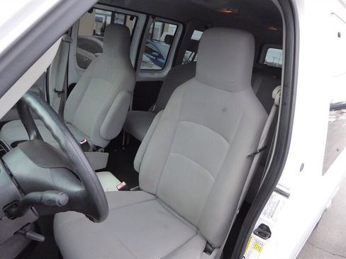 Used 2013 Ford E-350 and Econoline 350 XL image 16
