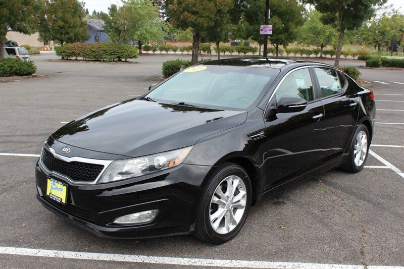 Used 2013 Kia Optima LX FWD image 2
