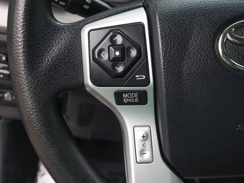 Used 2016 Toyota Tundra SR5 w/ SR5 Upgrade Package AWD/4WD image 25