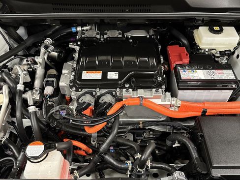 Used 2023 Toyota bZ4X XLE image 30