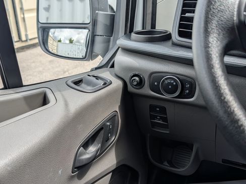 Used 2025 Ford Transit 250 Low Roof w/ Exterior Upgrade Package RWD image 24