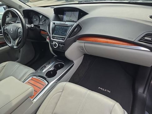 Used 2017 Acura MDX SH-AWD w/ Advance Package image 12