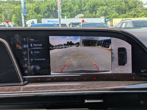 Used 2022 Cadillac Escalade Sport Platinum w/ LPO, ONYX Package AWD/4WD image 23