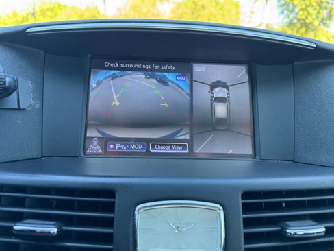 Used 2015 INFINITI Q70 3.7 w/ Deluxe Touring Package image 29