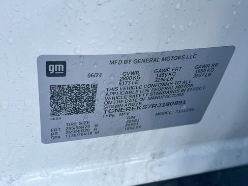 Used 2024 Chevrolet Traverse LS w/ Midnight/Sport Edition FWD image 31