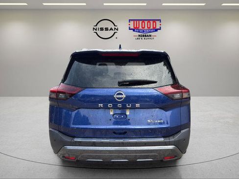 Used 2023 Nissan Rogue SL AWD/4WD image 3