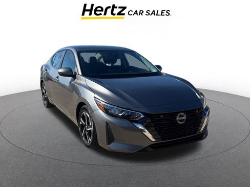 Used 2025 Nissan Sentra SV image 1