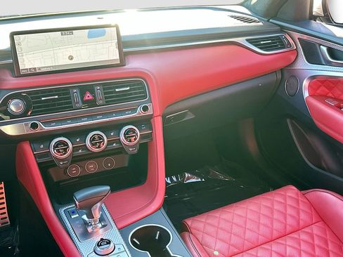 Used 2023 Genesis G70 3.3T w/ Sport Prestige Package image 25