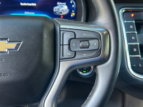 Used 2023 Chevrolet Suburban LT image 37