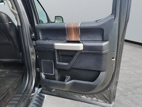 Used 2016 Ford F150 Lariat w/ Equipment Group 501A Mid image 32