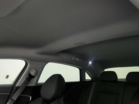Used 2025 Lucid Air Pure RWD image 78
