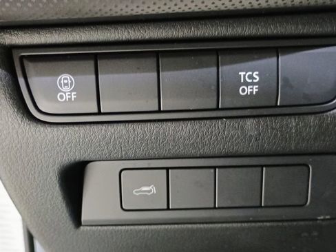 Used 2025 MAZDA CX-50 AWD 2.5 S w/ Premium Package image 39