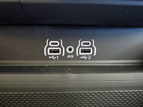 New 2026 RAM 1500 Express AWD/4WD image 17