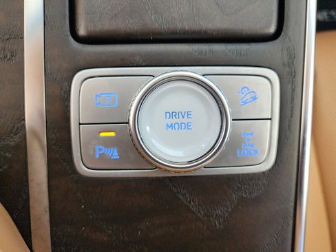 Used 2024 Genesis GV80 3.5T w/ Prestige Package image 58