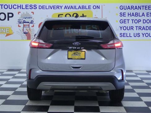 Used 2023 Ford Edge SEL image 5