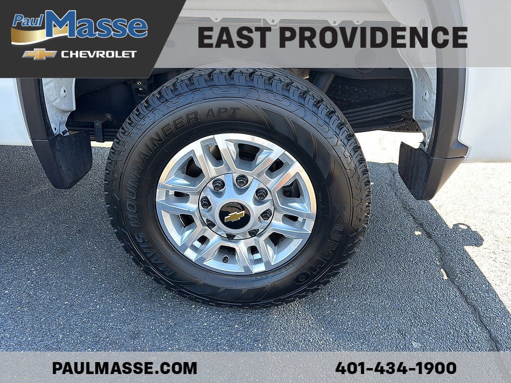 Used 2026 Chevrolet Silverado 2500 LT AWD/4WD image 9