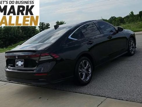Used 2024 Honda Accord EX image 8