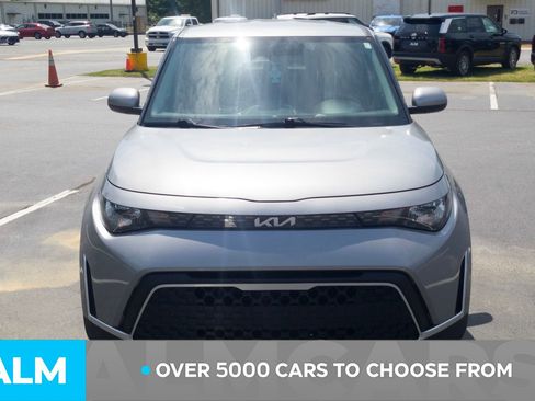 Used 2024 Kia Soul LX w/ Option Group 015 FWD image 3