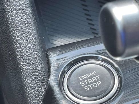 Certified 2025 Kia Sportage EX FWD image 32