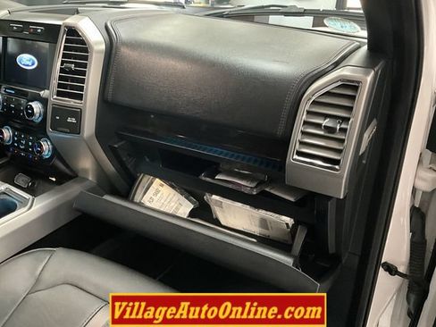 Used 2016 Ford F150 Platinum w/ Equipment Group 701A Luxury AWD/4WD image 40