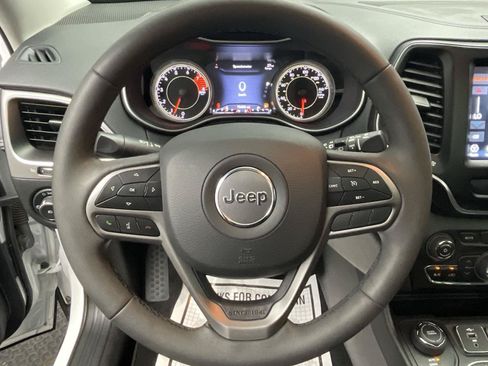 Used 2022 Jeep Cherokee Latitude Lux w/ Sun & Sound Group AWD/4WD image 14