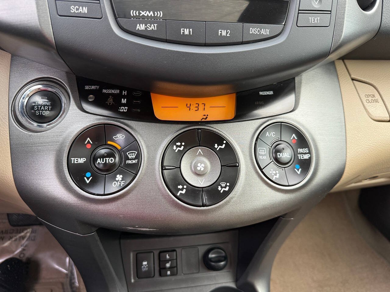 Used 2011 Toyota RAV4 Limited w/ Limited Extra Value Pkg AWD/4WD image 94