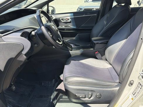 Used 2019 Toyota Mirai FWD image 18
