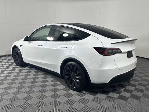Used 2022 Tesla Model Y Performance AWD/4WD image 5