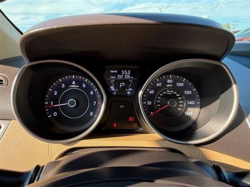 Used 2013 Hyundai Elantra GLS image 29