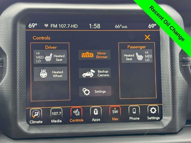 Used 2022 Jeep Wrangler Unlimited Rubicon 4xe w/ Cold Weather Group AWD/4WD image 17