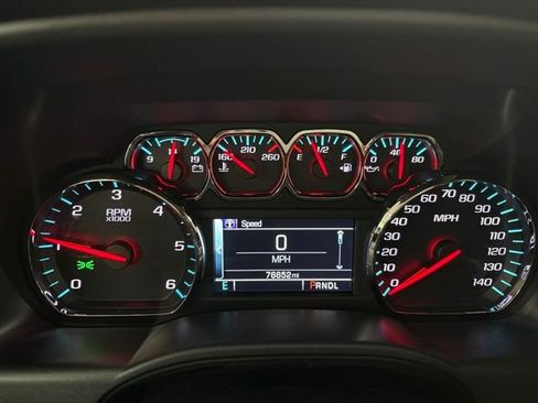 Used 2019 Chevrolet Silverado 1500 LT w/ All Star Edition image 31