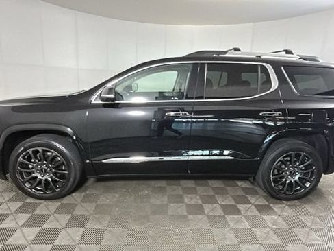 Used 2023 GMC Acadia Denali w/ Black Diamond Edition AWD/4WD image 5