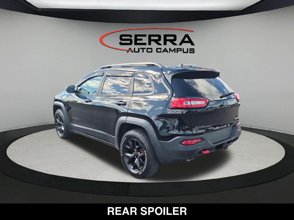 Used 2018 Jeep Cherokee Trailhawk AWD/4WD image 12