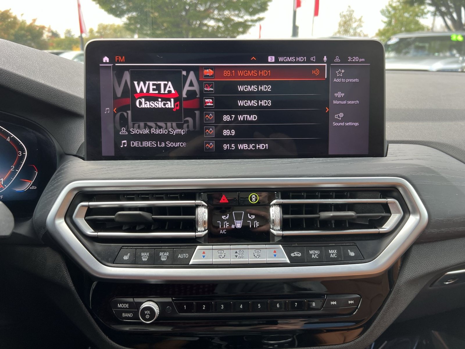 Used 2024 BMW X4 xDrive30i w/ M Sport Package AWD/4WD image 18