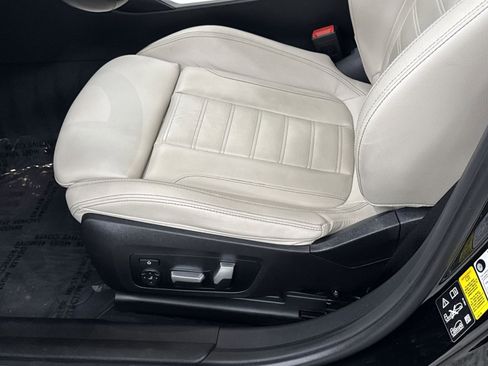 Used 2023 BMW M340i xDrive AWD/4WD image 26