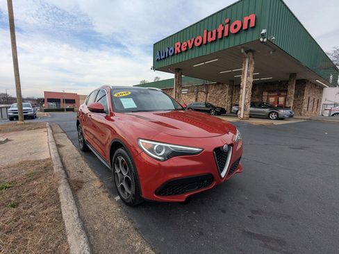 Used 2018 Alfa Romeo Stelvio Ti image 1