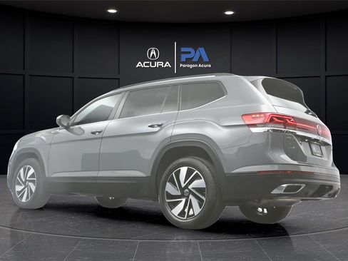 Used 2025 Volkswagen Atlas SE AWD/4WD image 30