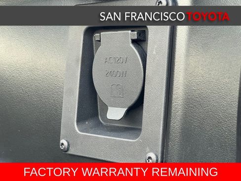 Certified 2025 Toyota Tacoma TRD Off-Road image 44