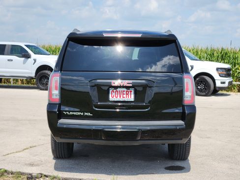 Used 2018 GMC Yukon XL SLT RWD image 6