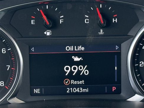 Certified 2024 Chevrolet Blazer LT w/ Convenience Package image 15