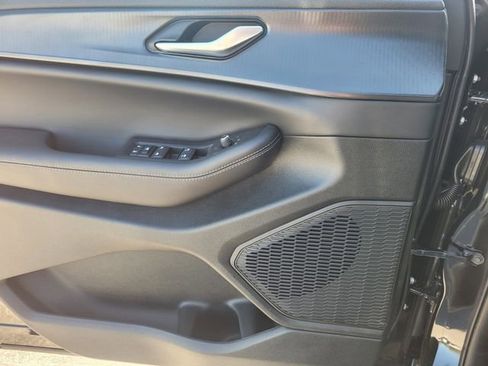 New 2025 Jeep Grand Cherokee Laredo w/ MOPAR Finishing Package RWD image 20