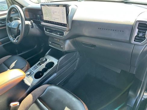 Used 2025 Ford Bronco Sport Outer Banks w/ Outer Banks Tech Package+ AWD/4WD image 8