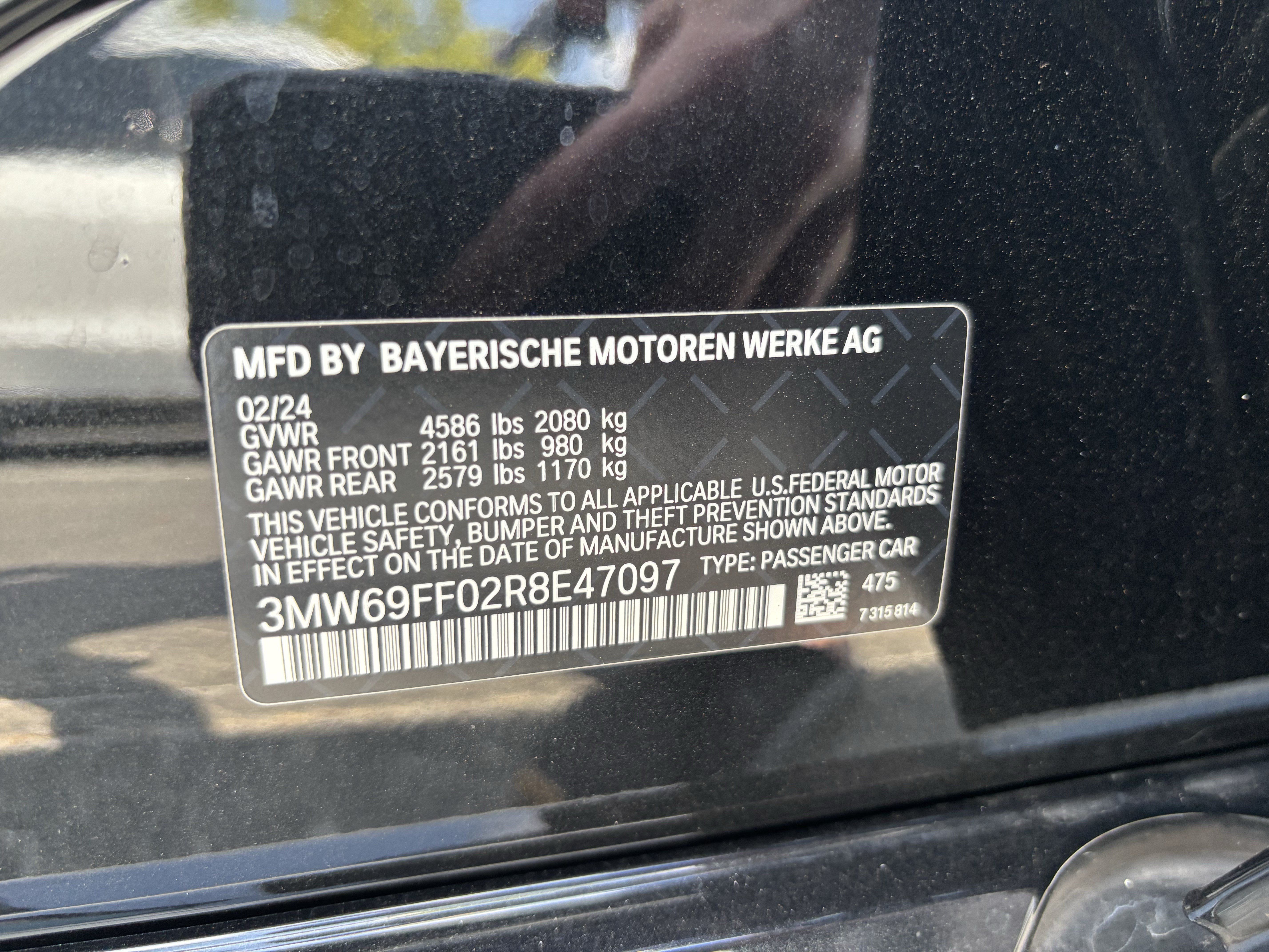 Used 2024 BMW 330i Sedan w/ Premium Package RWD image 38