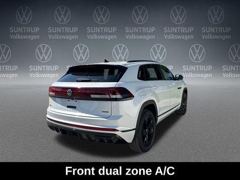 Used 2025 Volkswagen Atlas Cross Sport SEL R-Line AWD/4WD image 11