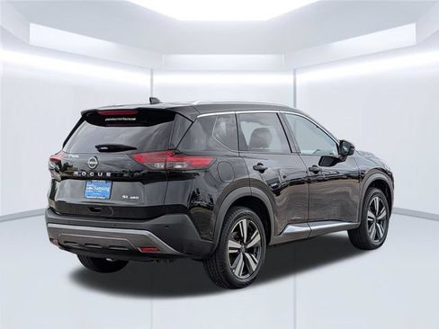 Used 2023 Nissan Rogue SL w/ SL Premium Package AWD/4WD image 6