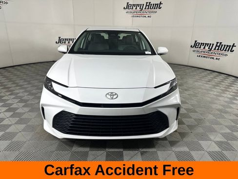 Used 2025 Toyota Camry LE FWD image 3
