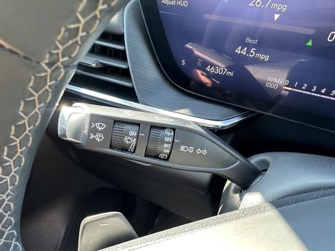 Used 2024 Buick Envision Preferred AWD/4WD image 25