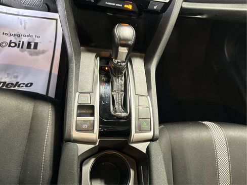 Used 2020 Honda Civic EX image 17